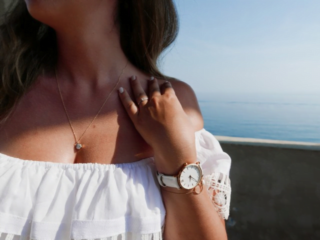 How to Properly Display Jewelry How to Properly Display Jewelry