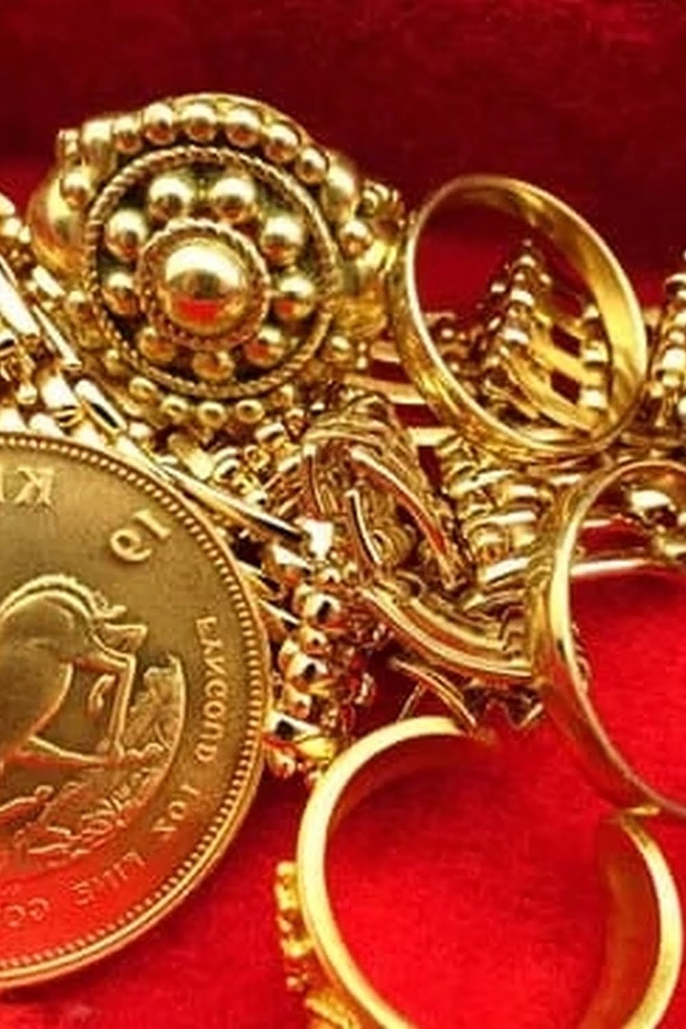 Jewelry Love - How to Make a Woman Happy 1 Jewelry Love – How to Make a Woman Happy