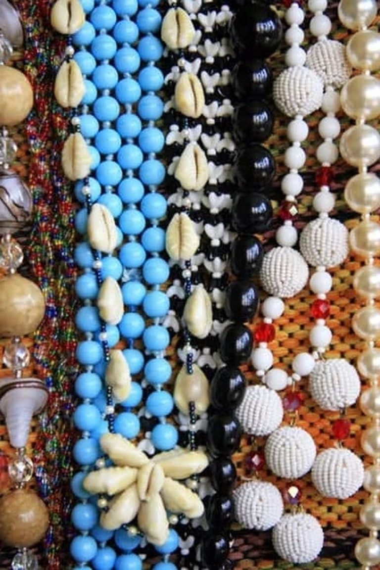 Make A Jewelry To Make Mom Happy This Holiday Season 1 Make A Jewelry To Make Mom Happy This Holiday Season