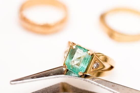How To Remove Glued Stones From Jewelry