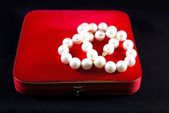 March Birthstone Jewelry March Birthstone Jewelry