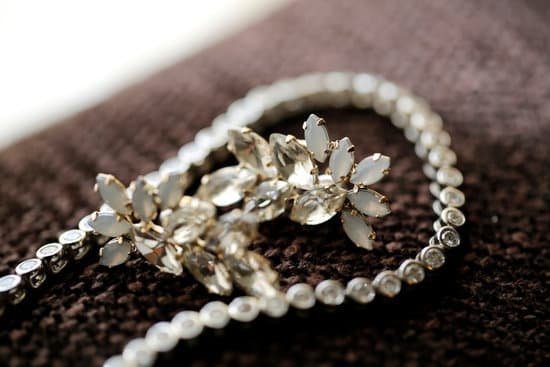 What Is Gold Layered Jewelry 1 What Is Gold Layered Jewelry