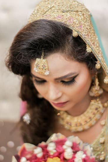 Can You Wear Gold Jewelry In The Ocean 7 Can You Wear Gold Jewelry In The Ocean