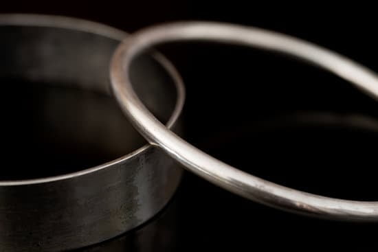 How To Make Jewelry Not Turn Your Finger Green 1 How To Make Jewelry Not Turn Your Finger Green