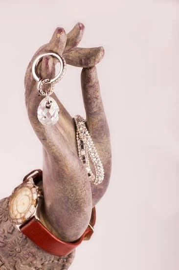 How To Put Pictures In Resin Jewelry How To Put Pictures In Resin Jewelry