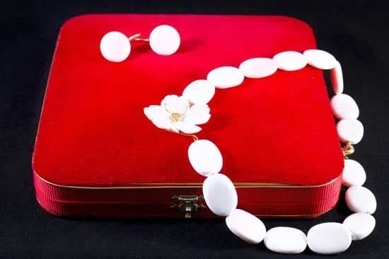 Can Silver Plated Jewelry Tarnish Can Silver Plated Jewelry Tarnish