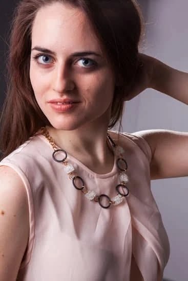 Does Chanel Costume Jewelry Tarnish Does Chanel Costume Jewelry Tarnish