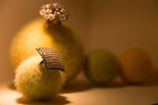 How Can I Tell If Jewelry Is Real Gold 1 How Can I Tell If Jewelry Is Real Gold