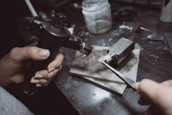 How Do I Clean Tarnished Costume Jewelry How Do I Clean Tarnished Costume Jewelry