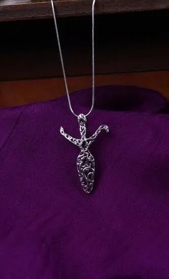 How To Cut Resin Jewelry 1 How To Cut Resin Jewelry