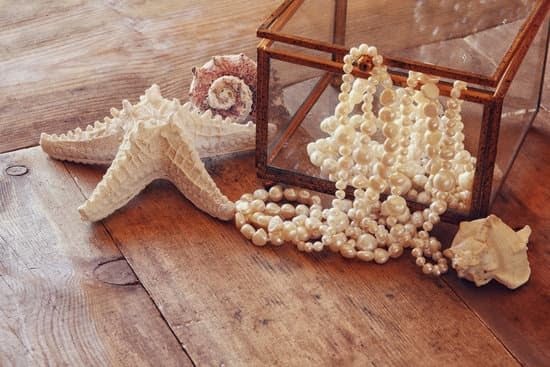 How To Get Rid Of Jewelry Tarnish 1 How To Get Rid Of Jewelry Tarnish