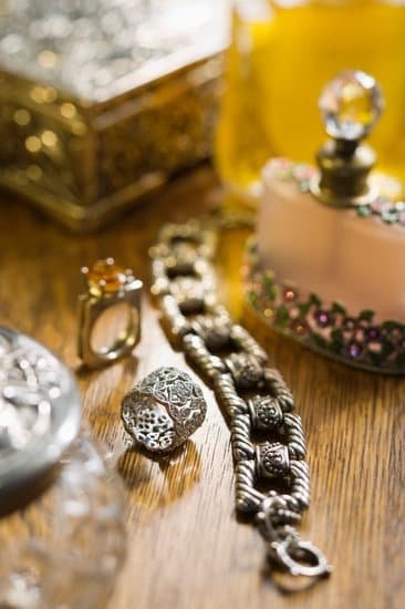 How To Start Fine Jewelry Business