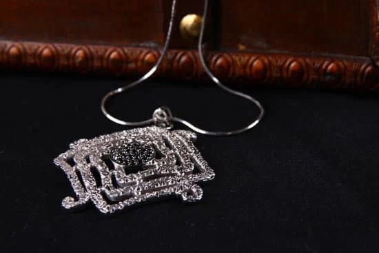 What Is Nose Jewelry Called What Is Nose Jewelry Called