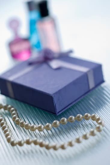 How To Remove Green From Skin From Jewelry 1 How To Remove Green From Skin From Jewelry