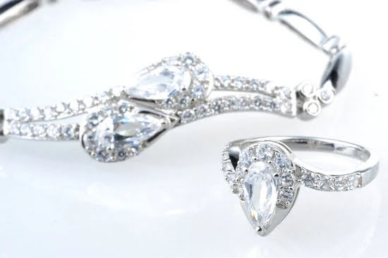 Why Is Overstock Jewelry So Cheap 1 Why Is Overstock Jewelry So Cheap