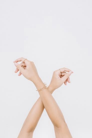 Aesthetics In Jewelry 1 Aesthetics In Jewelry