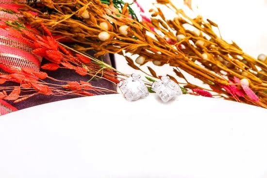 Can Silver And Gold Jewelry Be Cleaned With Peroxide Can Silver And Gold Jewelry Be Cleaned With Peroxide