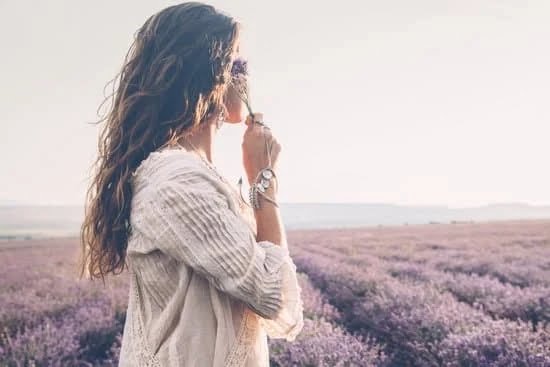 Can You Clean Tanzanite With Jewelry Cleaner Can You Clean Tanzanite With Jewelry Cleaner