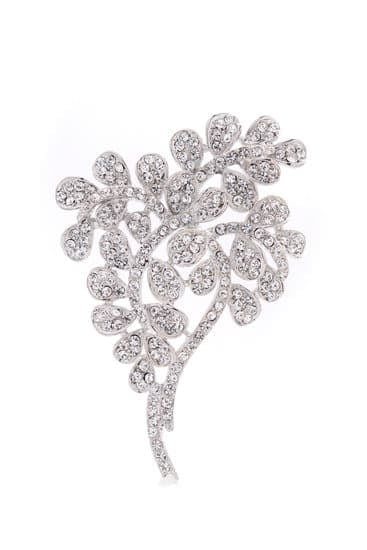 Can You Put Naval Jewelry In A Vertical Labret Can You Put Naval Jewelry In A Vertical Labret