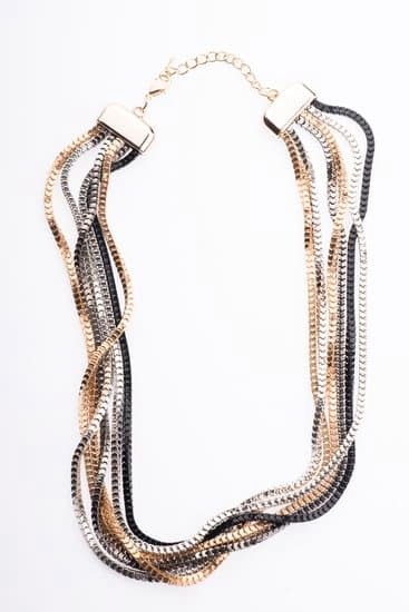 Damas Jewelry 1 Damas Jewelry