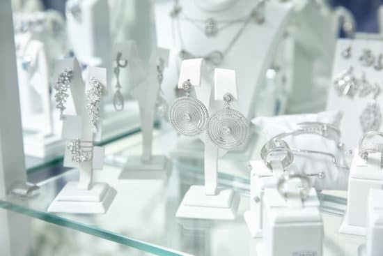 Do Jewelry Stores Take Checks 1 Do Jewelry Stores Take Checks