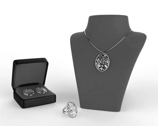 Does Toothpaste Help With Tarnish Jewelry 1 Does Toothpaste Help With Tarnish Jewelry