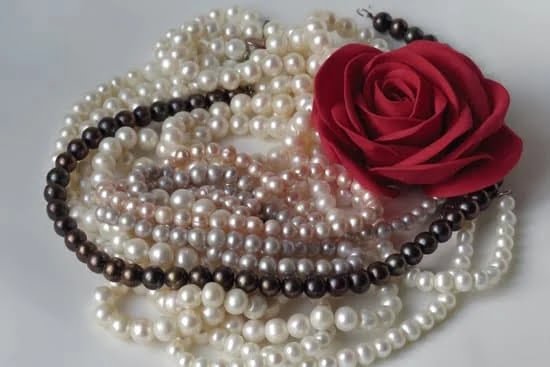 How To Clean Fake Jewelry How To Clean Fake Jewelry