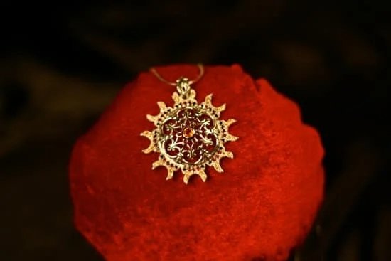 How To Make Jewelry From Breast Milk How To Make Jewelry From Breast Milk