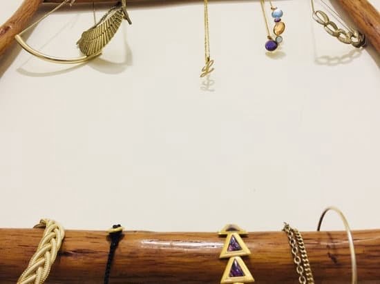 How To Organize A Jewelry Box 1 How To Organize A Jewelry Box