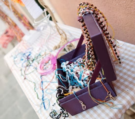 How To Pack Jewelry For Storage How To Pack Jewelry For Storage