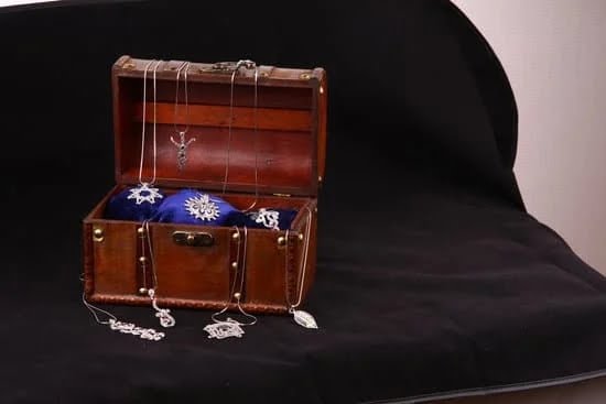 How To Sell Old Gold Jewelry 1 How To Sell Old Gold Jewelry