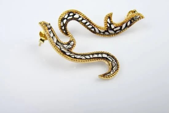 How To Sell Used Gold Jewelry 1 How To Sell Used Gold Jewelry