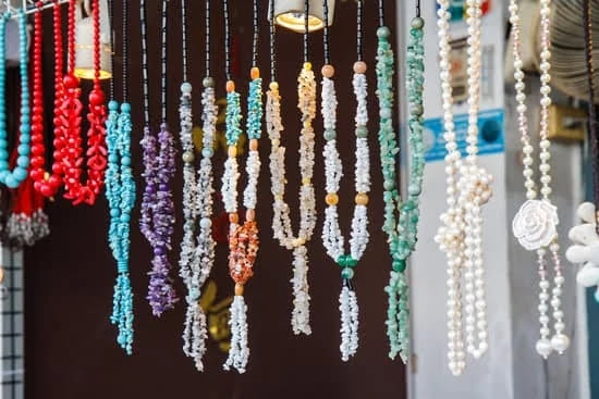 How To Start Selling Gold Jewelry How To Start Selling Gold Jewelry