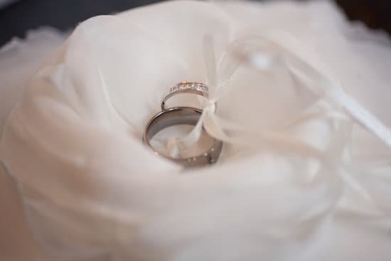 How To Tell If Jewelry Is Gold Plated Or Solid How To Tell If Jewelry Is Gold Plated Or Solid