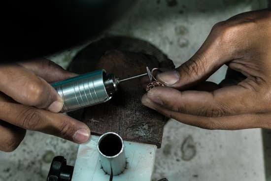 How To Turn Sea Glass Into Jewelry How To Turn Sea Glass Into Jewelry