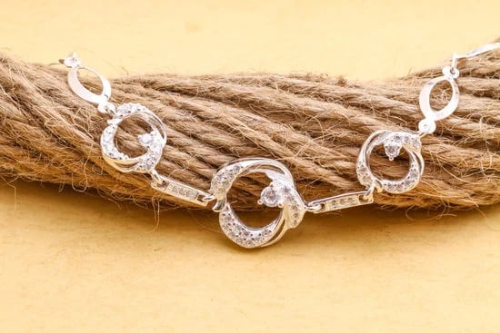 How To Unlock A Jewelry Box Without A Key