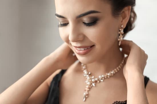 Is It Safe To Wear Copper Jewelry Is It Safe To Wear Copper Jewelry