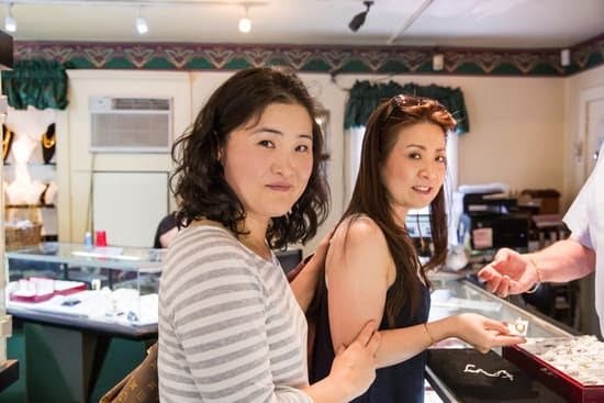 Is The Jewelry Industry Dying Is The Jewelry Industry Dying