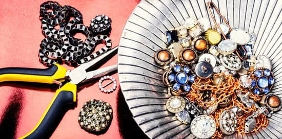 Jewelry Or Jewellery Jewelry Or Jewellery