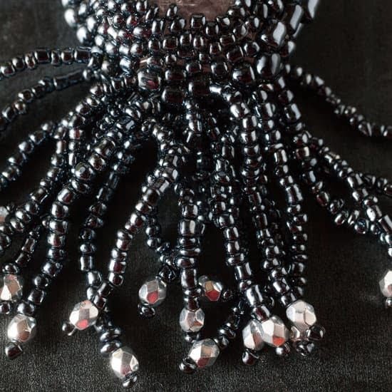 What Color Jewelry With Royal Blue Dress At Wendy Rodgers Blog