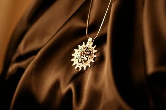 What Does 3925 Mean On Jewelry 1 What Does 3925 Mean On Jewelry