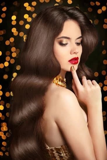 A Set Of Jewelry For Woman A Set Of Jewelry For Woman