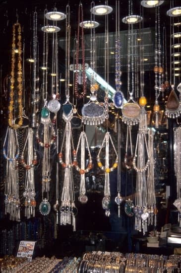 Can You Wear White Gold Plated Jewelry In The Shower Can You Wear White Gold Plated Jewelry In The Shower