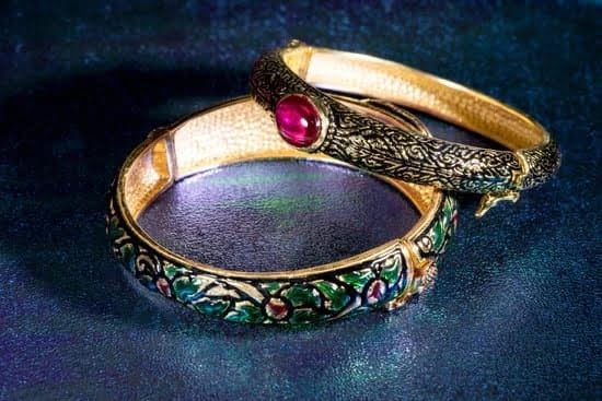 Do Mothers Buy Jewelry 1 Do Mothers Buy Jewelry