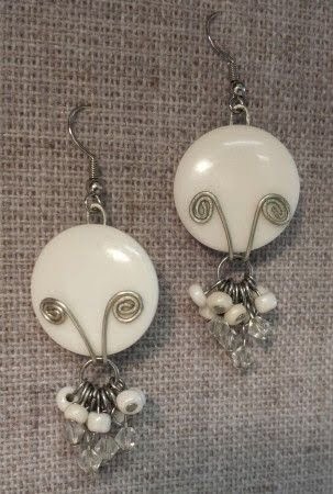 How To Change Internally Threaded Jewelry How To Change Internally Threaded Jewelry