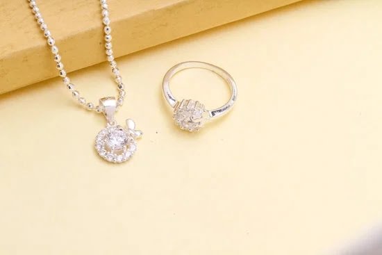 How To Clean Tarnished Bronze Jewelry 1 How To Clean Tarnished Bronze Jewelry