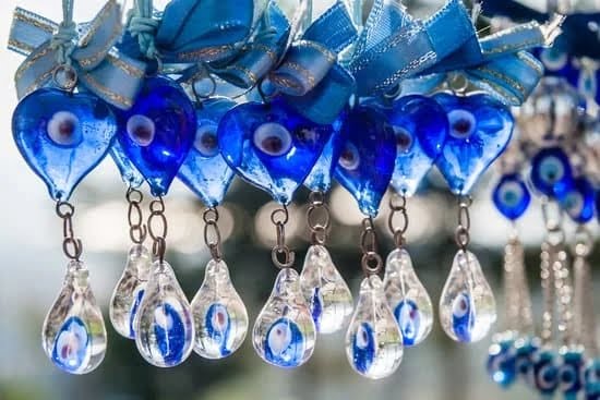 How To Sell Luxury Jewelry How To Sell Luxury Jewelry