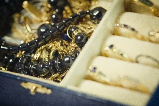 Cut Coin Jewelry Fashion Trends 1 Cut Coin Jewelry Fashion Trends