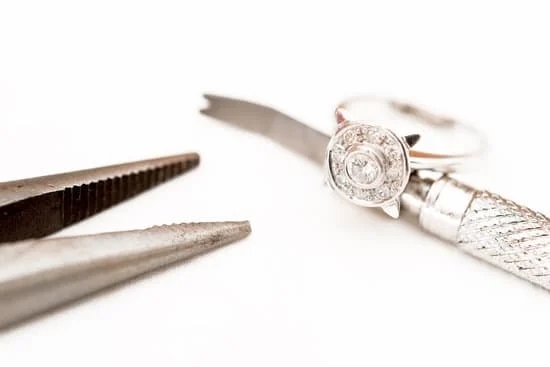 History Of Chain Maille Jewelry History Of Chain Maille Jewelry