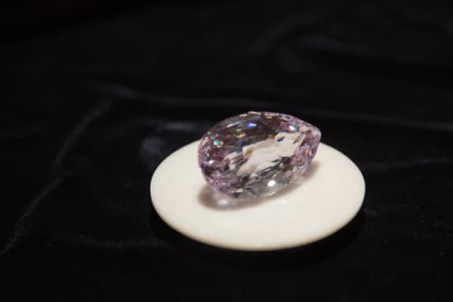 How To Clean Old Crystal Jewelry